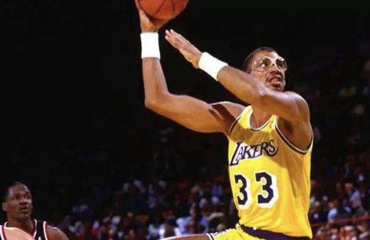 场更像是对 场更像是对