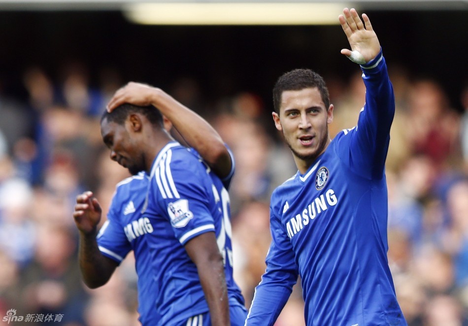 底座普遍兼 底座普遍兼