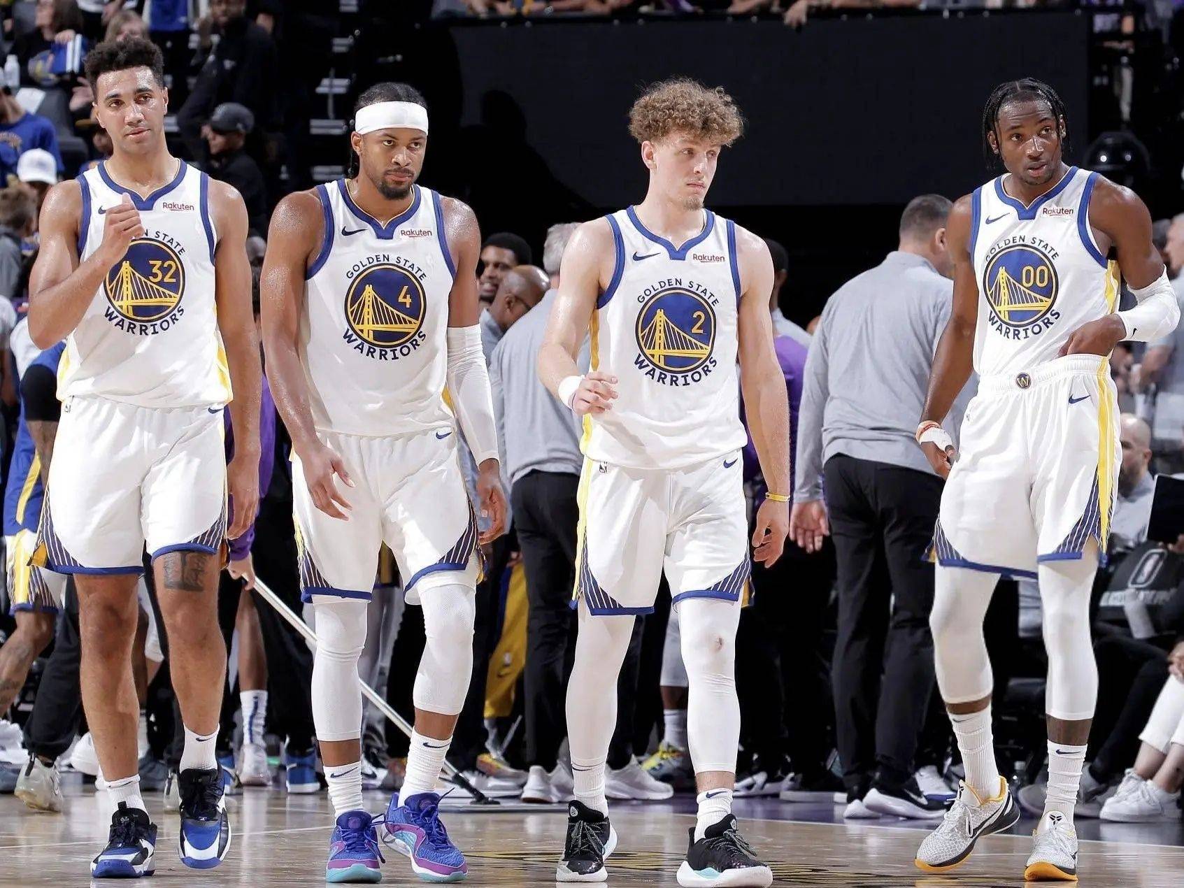 体育新闻早 体育新闻早